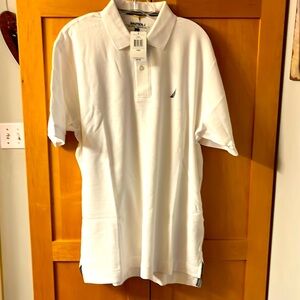 Men’s short sleeve polo shirt.  Made by Nautica.  Size L